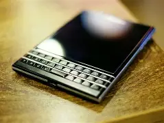 黑莓手机官网中文版(黑莓手机软件下载官网) 黑莓手机官网中文版(黑莓手机软件下载官网)