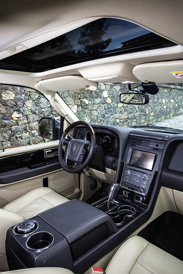 手机版俄罗斯suv攻略(俄罗斯suv修改版破解版)