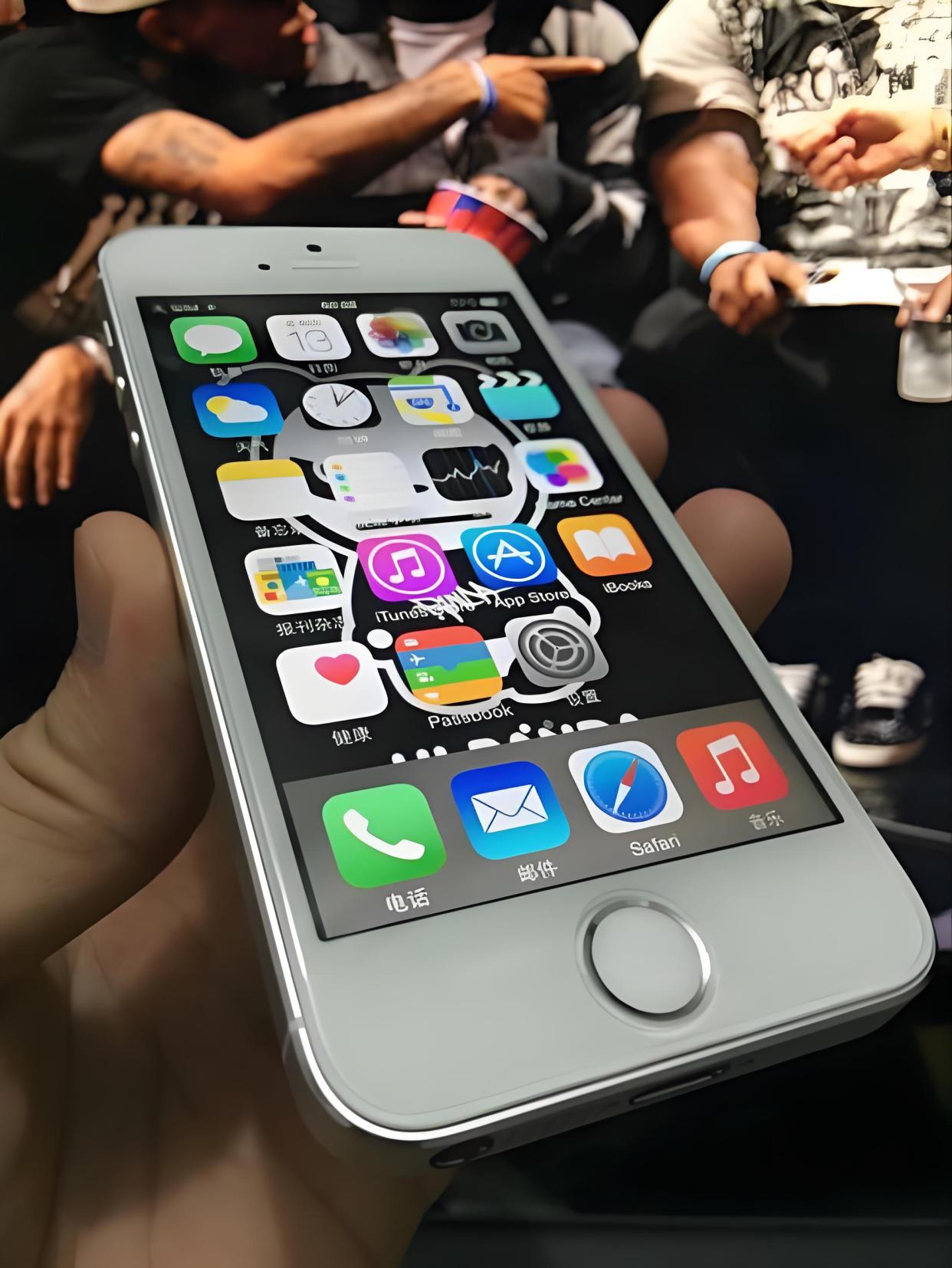 苹果手机有英版的吗(苹果手机有英文转换成中文吗)