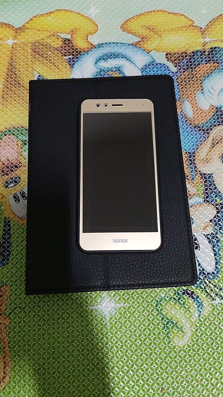 荣耀8青春版手机盒(荣耀8青春版如何拆机)