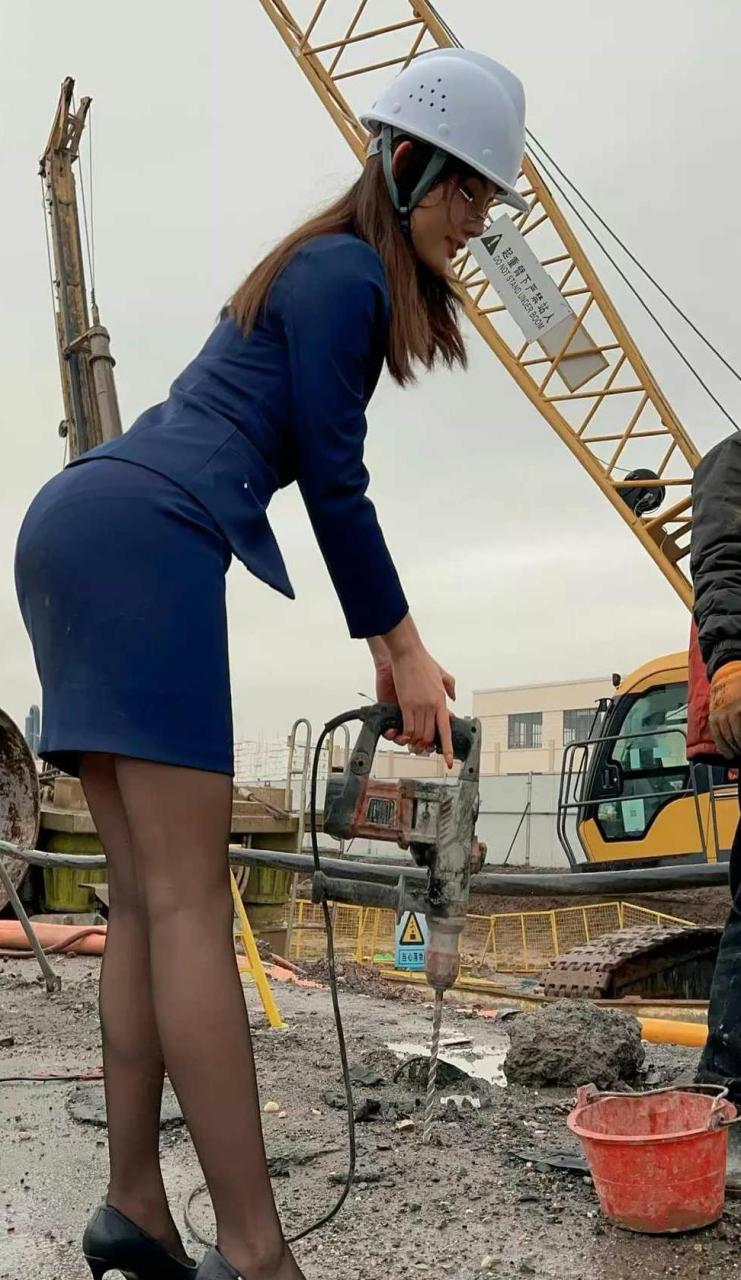 雯雅婷手机版破解(雯雅婷桌面汉化版下载)