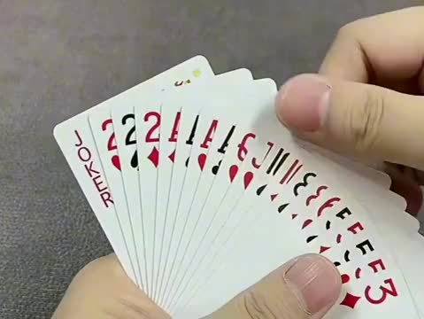 亲朋棋牌手机版斗地主(亲朋棋牌手机版斗地主怎么玩)